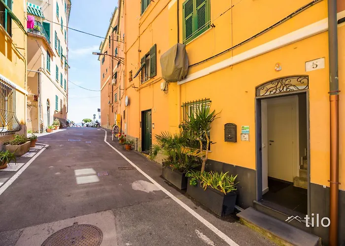 | Parking | Wifi | A/c| Sea View By Tilo Apartman Genova