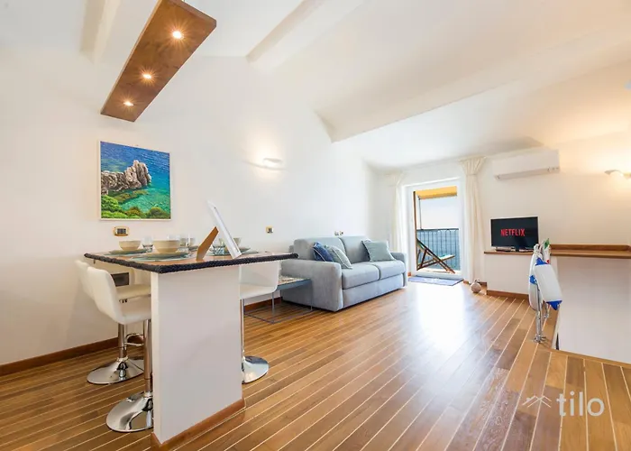 Apartman | Parking | Wifi | A/c| Sea View By Tilo