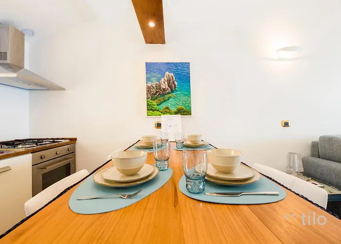 아파트 | Parking | Wifi | A/c| Sea View By Tilo 제노바