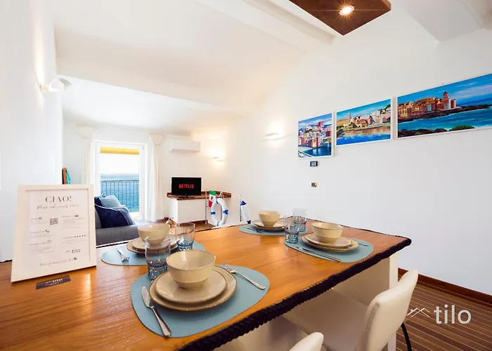 | Parking | Wifi | A/c| Sea View By Tilo *